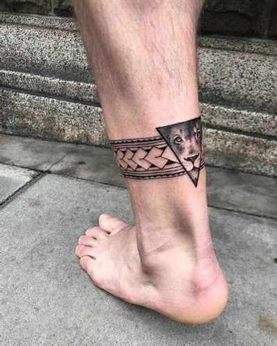 imagenes de tatuajes para hombres en el tobillo|tatuajes en el tobillo y el pie.